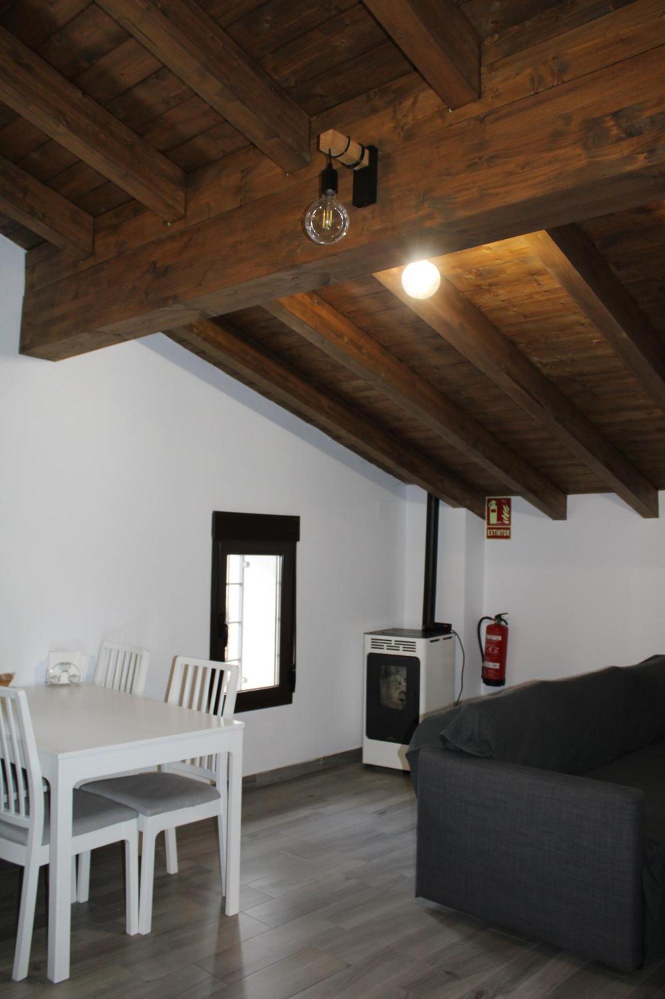 Apartamentos Patas Y Patetas Tragacete Ngoại thất bức ảnh
